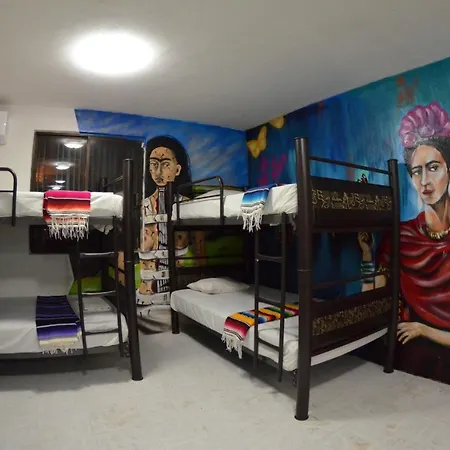 Fiesta Party Hostel - Cancun-2